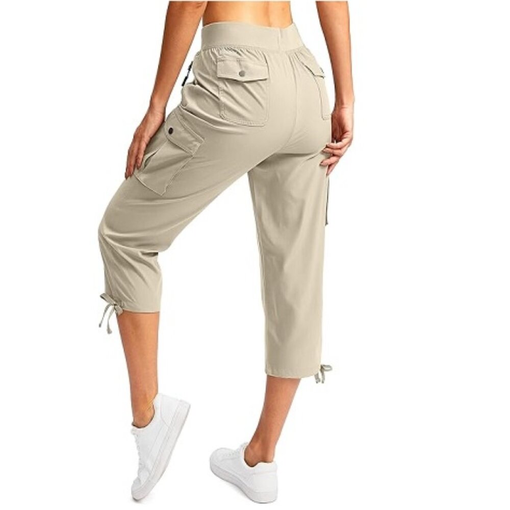 Soothfeel Women's Cargo Capris Drawstring Pants 42" Waist 33" length 21" Inseam